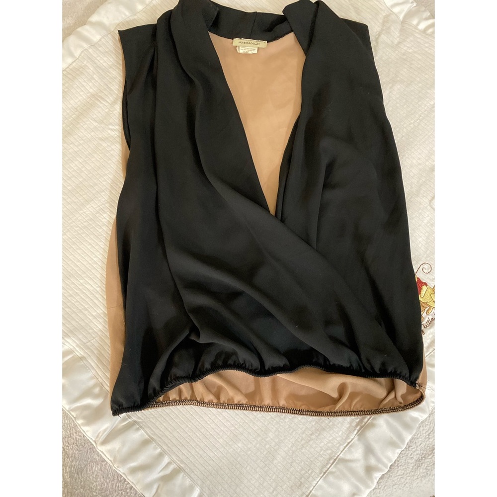 Open front. Dressing shirt (Medium)